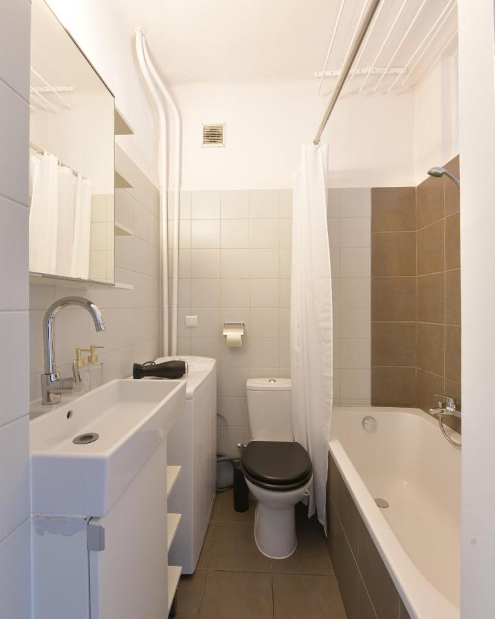 Wilcza 3 - Dla 4 Osob - 260m Do Ambasady - Duzy Balkon Od Strony Dziedzinca - Wifi - Good Apartament *